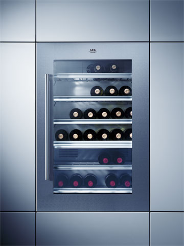Aeg Electrolux Built In Climate Controlled Wine Cabinet